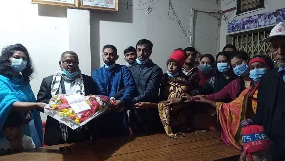 মুছা মাতব্বরকে রাঙামাটি জেলা মুক্তিযোদ্ধা সংসদ কমান্ডের ফুলেল শুভেচ্ছা
