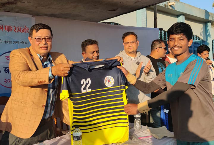 বছরের প্রথম দিনে ”রাঙামাটি ক্লাসিক ফুটবল একাডেমির