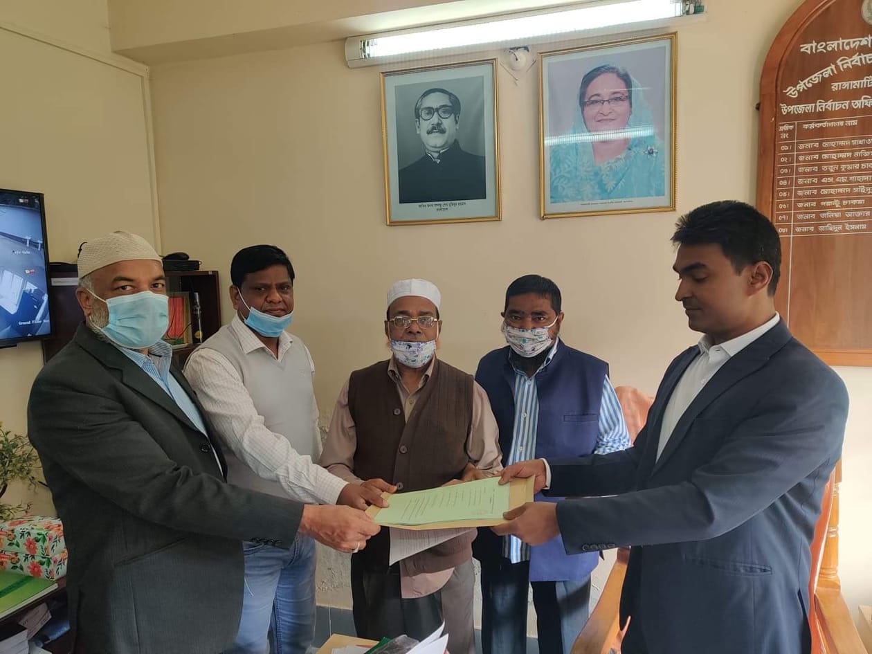 কাউন্সিলর হিসেবে মনোনয়নপত্র নিলেন হেলাল উদ্দিন