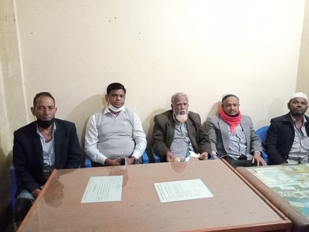 হেলালের সমর্থনে মৌসুমি পণ্য ব্যবসায়ী সমিতির উঠান বৈঠক