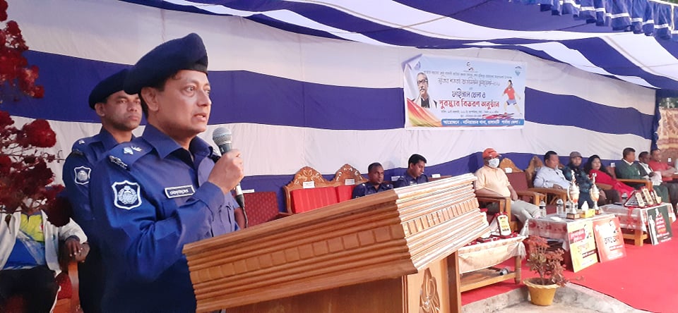 নানিয়ারচরে মুজিব শতবর্ষ ব্যাডমিন্টন টুর্ণামেন্টের ফাইনাল খেলা 
