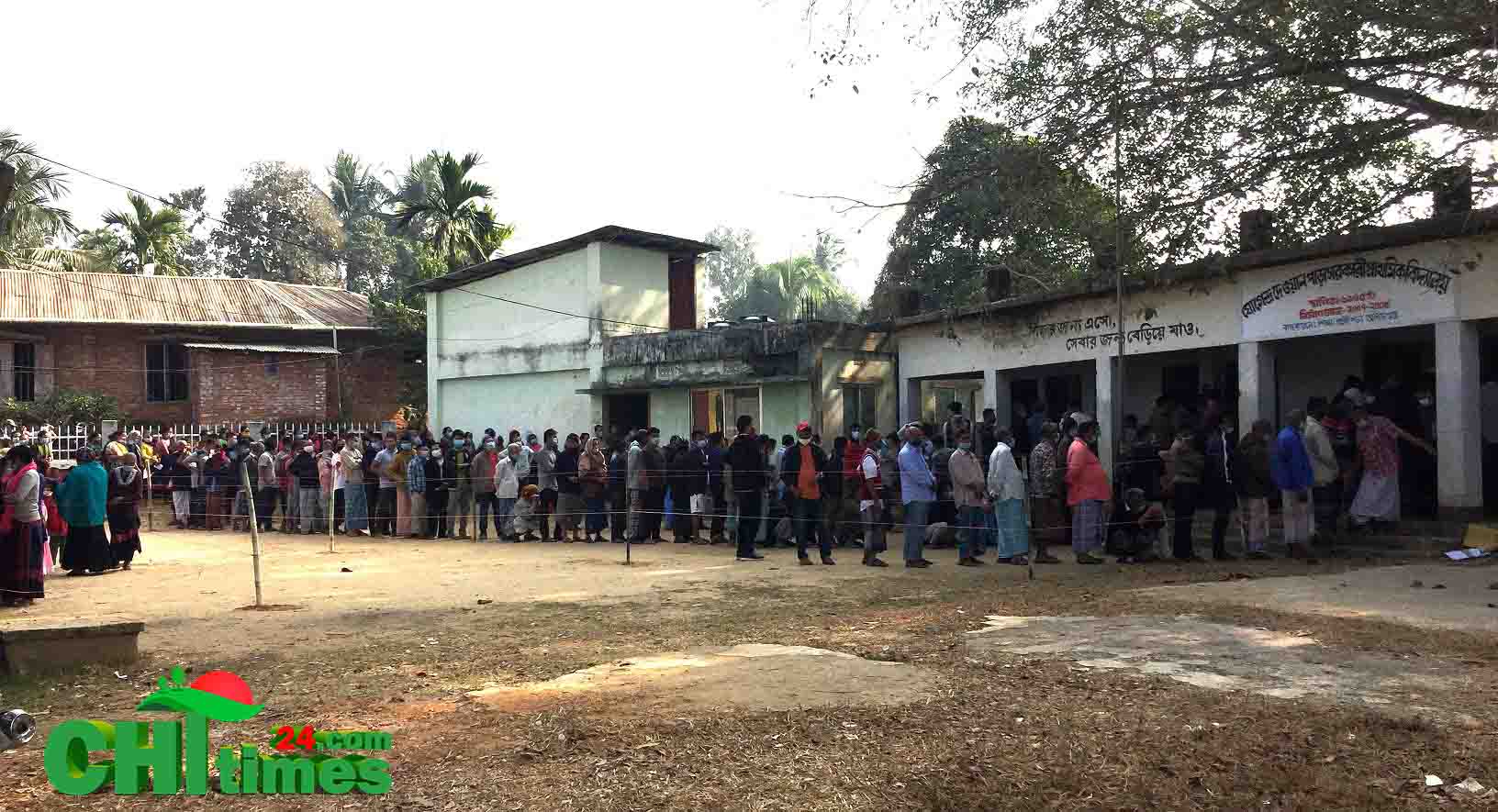  রাঙামাটিতে উৎসবমুখর পরিবেশে শান্তিপূর্নভাবে ইভিএমে চলছে ভোটগ্রহণ