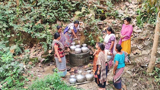 বাঘাইছড়ির পাহাড়ী পাঁচ গ্রামে বিশুদ্ধ পানির তীব্র সংকটে জনজীবন স্থবির 