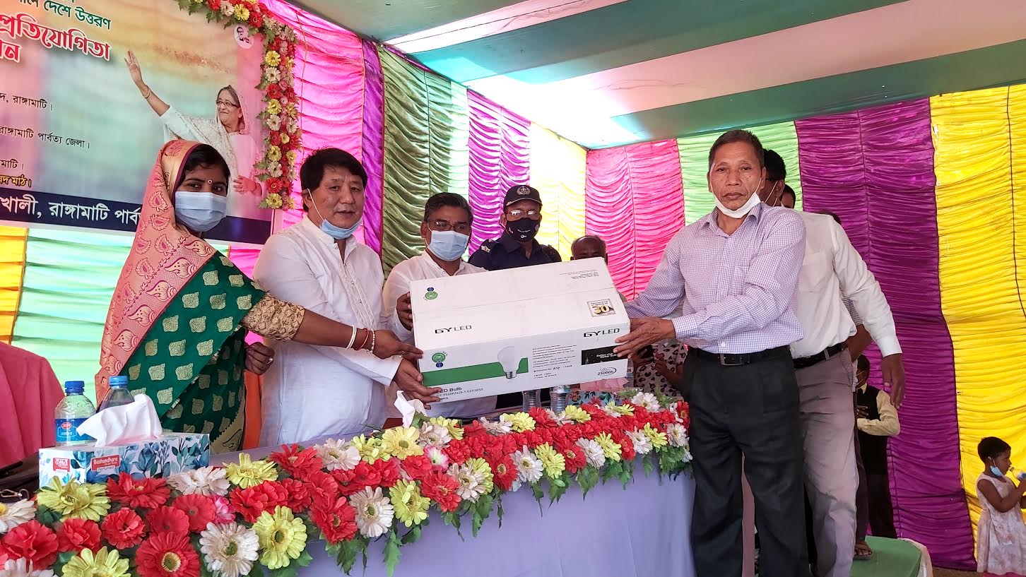 তলাবিহীন ঝুড়ির বাংলাদেশ আজ উপচেপড়া বাংলাদেশে পরিনত হয়েছে
