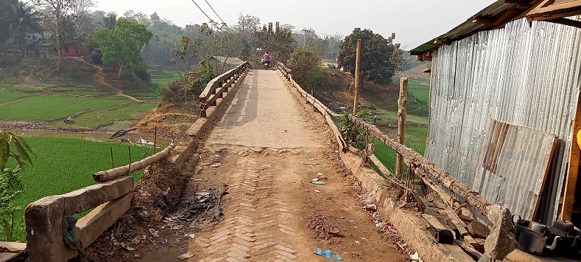 লংগদুতে রাস্তাঘাট ব্রিজ কালভার্টের বেহাল দশা