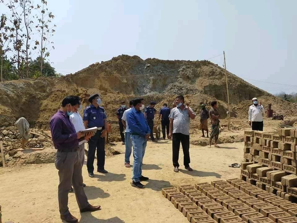 রাজস্থলীতে বিআরবি ইটভাটায় একলক্ষ টাকা জরিমানা