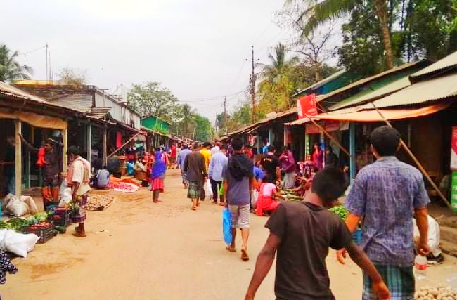 দীর্ঘ ২ বছর বন্ধ থাকার পর পুনরায় চালু হল নানিয়ারচর বাজার
