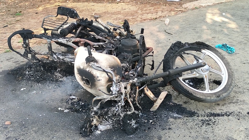 বাঘাইছড়িতে মোটরসাইকেলে আগুন দেয়ার ঘটনায় মামলা!