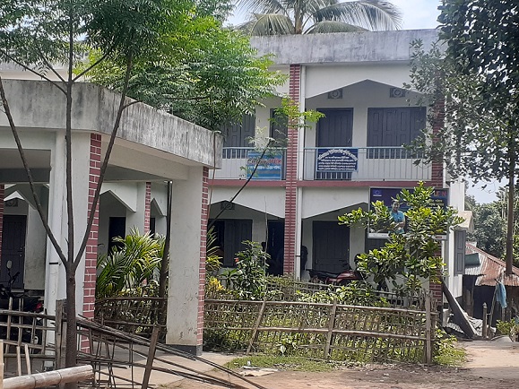 নানিয়ারচরে জন্ম নিবন্ধন সংশোধনে নিয়মবর্হিভূত টাকা নেয়ার অভিযোগ!