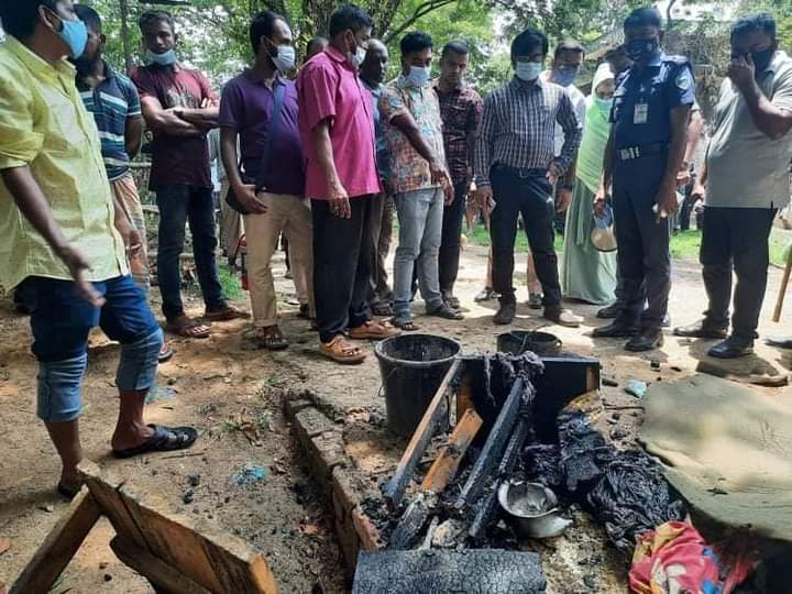 বৈদ্যুতিক শর্ট সার্কিট থেকে লংগদু পরিবার পরিকল্পনা কার্যালয়ে আগুন