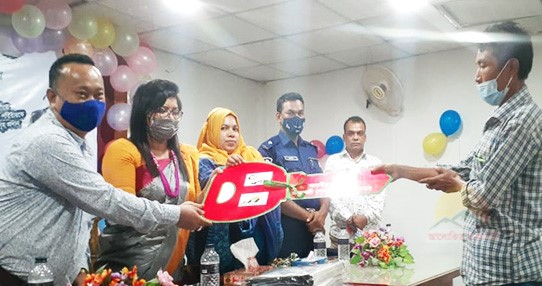 নানিয়ারচরে মাথাগোঁজার ঠাঁই পেল ৩ ভূমিহীন-গৃহহীন পরিবার
