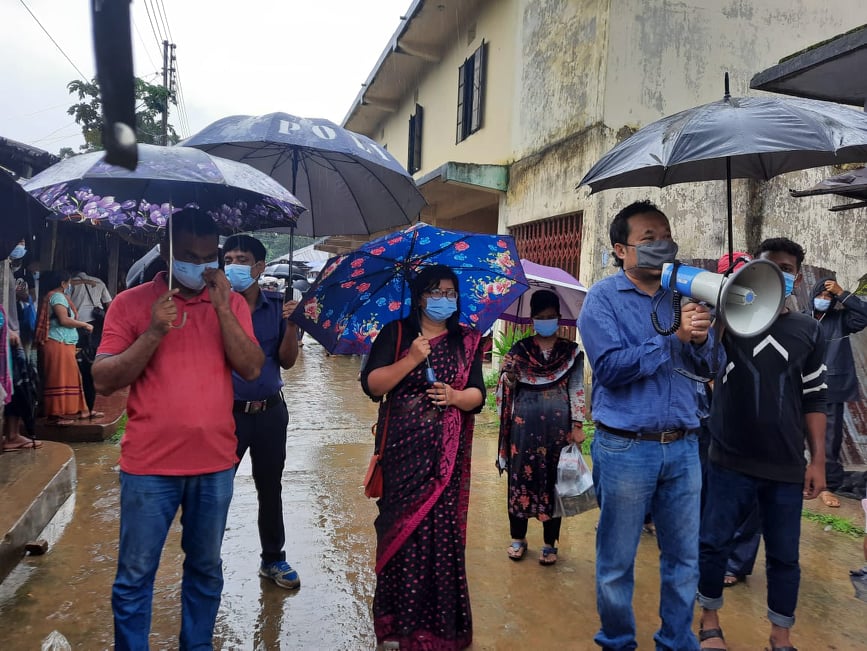 করোনা ও পাহাড় ধ্বস প্রতিরোধে নানিয়ারচরে প্রশাসনের সচেতনতামূলক প্রচারণা