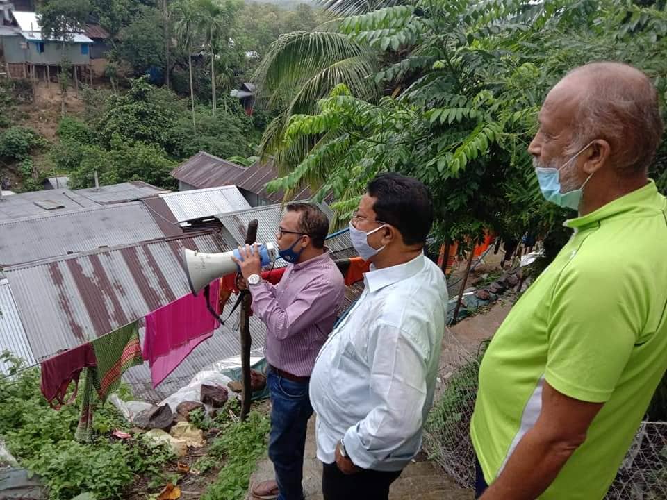 ঝুঁকিতে বসবাসকারীদের নিরাপদে যেতে কাপ্তাই এসিল্যান্ডের প্রচারণা
