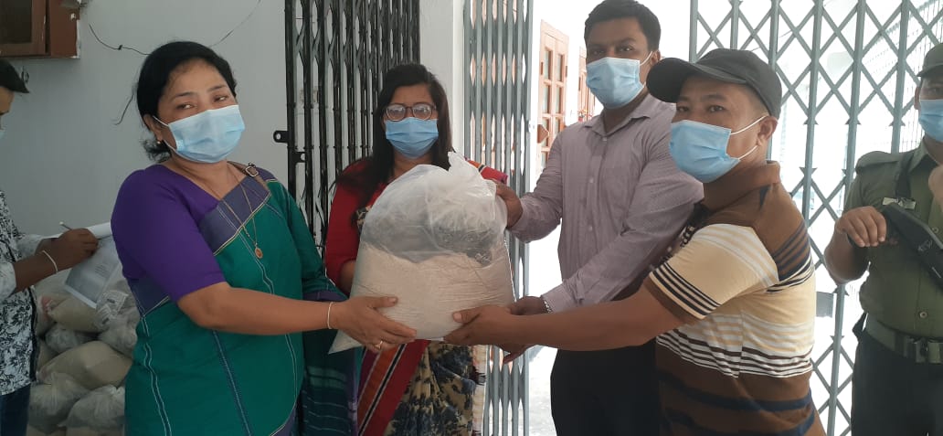 ৫০জন খামারীর মাঝে নানিয়ারচরে গো খাদ্য বিতরণ