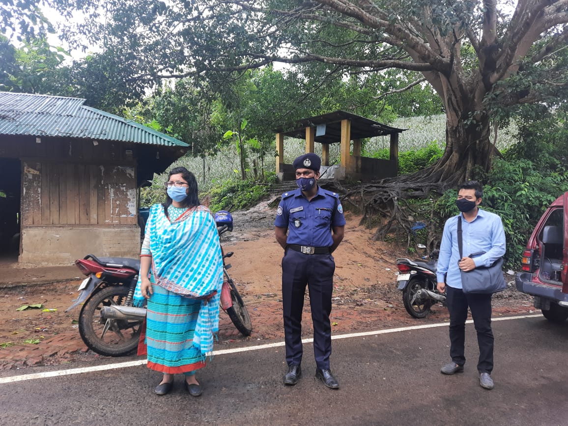 অষ্টম দিনেও লকডাউন বাস্তবায়নে কঠোর নানিয়ারচর উপজেলা প্রশাসন 