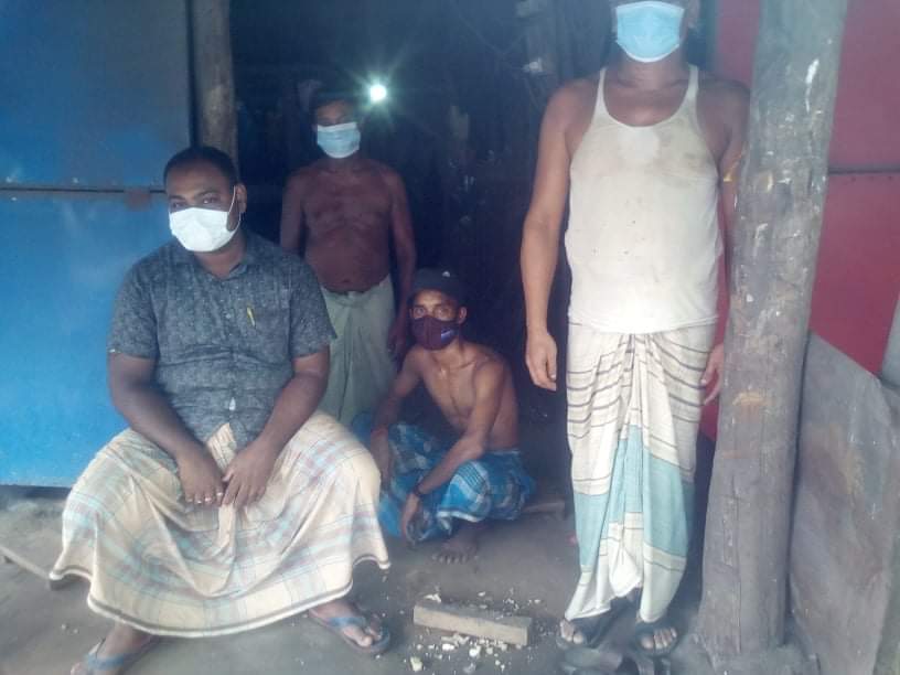 লকডাউনে চরম বিপাকে রাজস্থলীর কামার  সম্প্রদায়