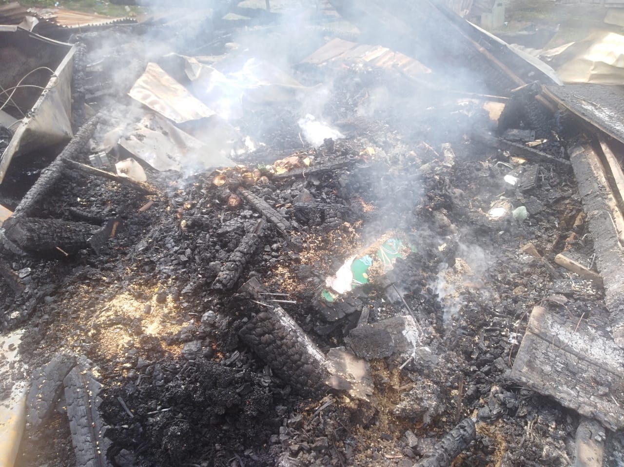 বাঘাইছড়ির কাচালং বাজারে মধ্যরাতে আগুনে দোকান ছাই!