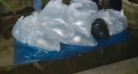 বাঙালহালিয়াতে অবাধে চলছে চোলাই মদের ব্যবসা
