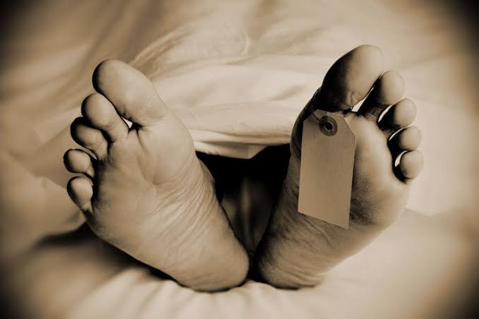 রাস্তা পার হতে গিয়ে বাইকের ধাক্কায় নারীর মৃত্যু!