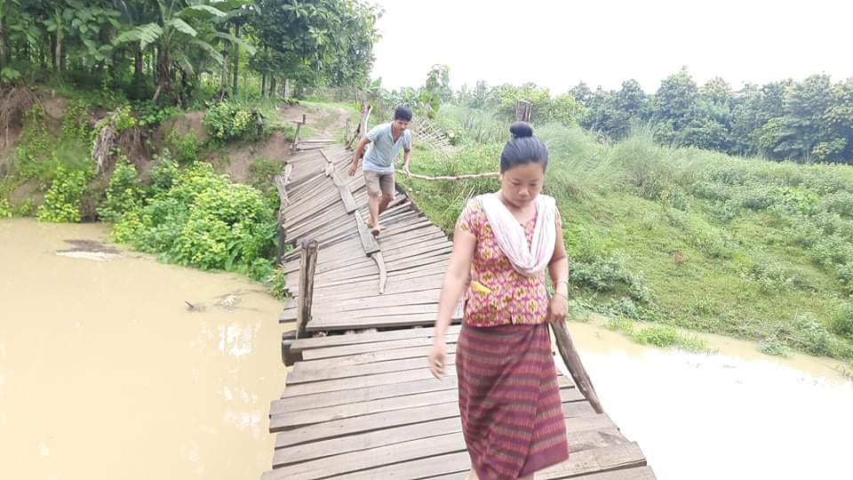 বাঘাইছড়িতে একটি সেতুর অভাবে দূর্ভোগে হাজারো মানুষ