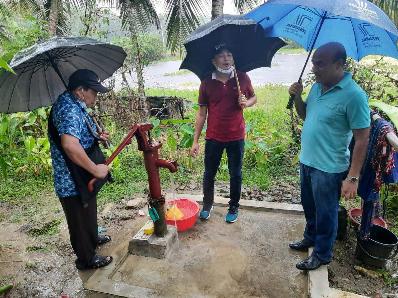 জুরাছড়িতে জনস্বাস্থ্য প্রকৌশল অধিদপ্তরের বিভিন্ন কার্যক্রম পরিদর্শন