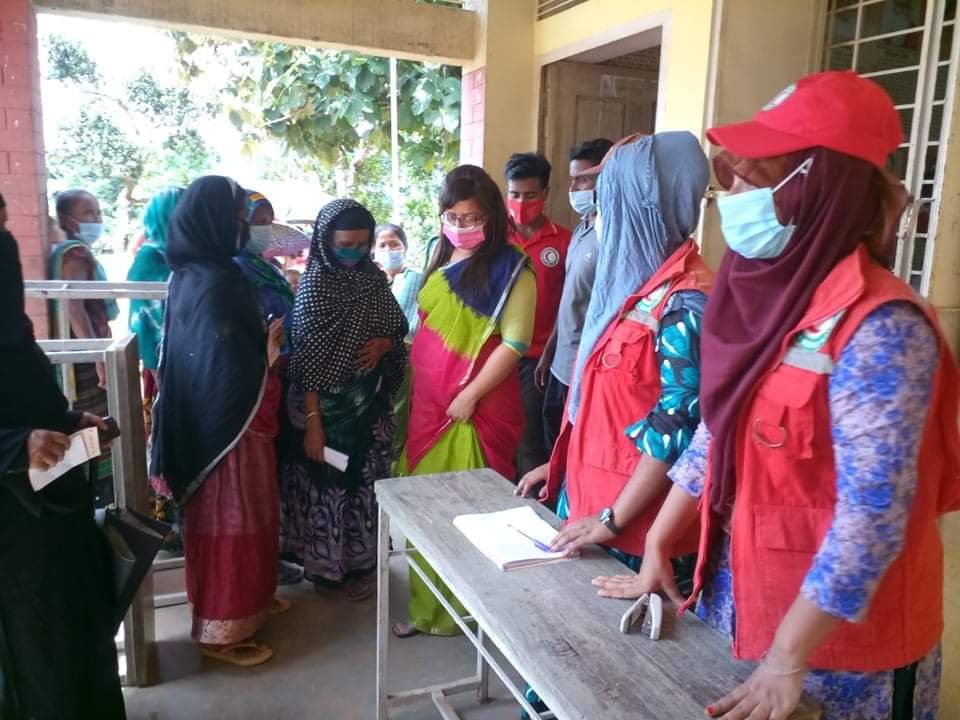 নানিয়ারচরে চলছে গণটিকার দ্বিতীয় ডোজ