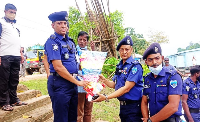 বাঘাইছড়ি থানা পরিদর্শন করলেন পুলিশ সুপার মীর মোদদাছছের হোসেন