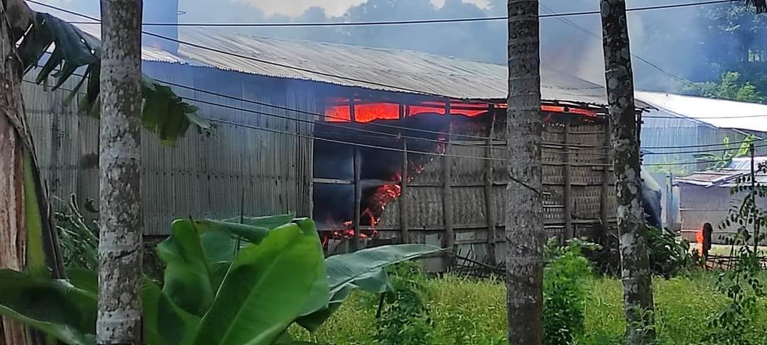 বাঘাইছড়িতে ভয়াবহ অগ্নিকাণ্ডে নিঃস্ব মিল মালিক