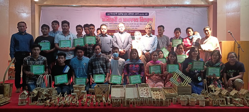 রাঙামাটিতে ১৫ দিনব্যাপী হস্তশিল্প বুনন প্রশিক্ষণ কোর্সের সমাপনী ও সনদপত্র বিতরণ