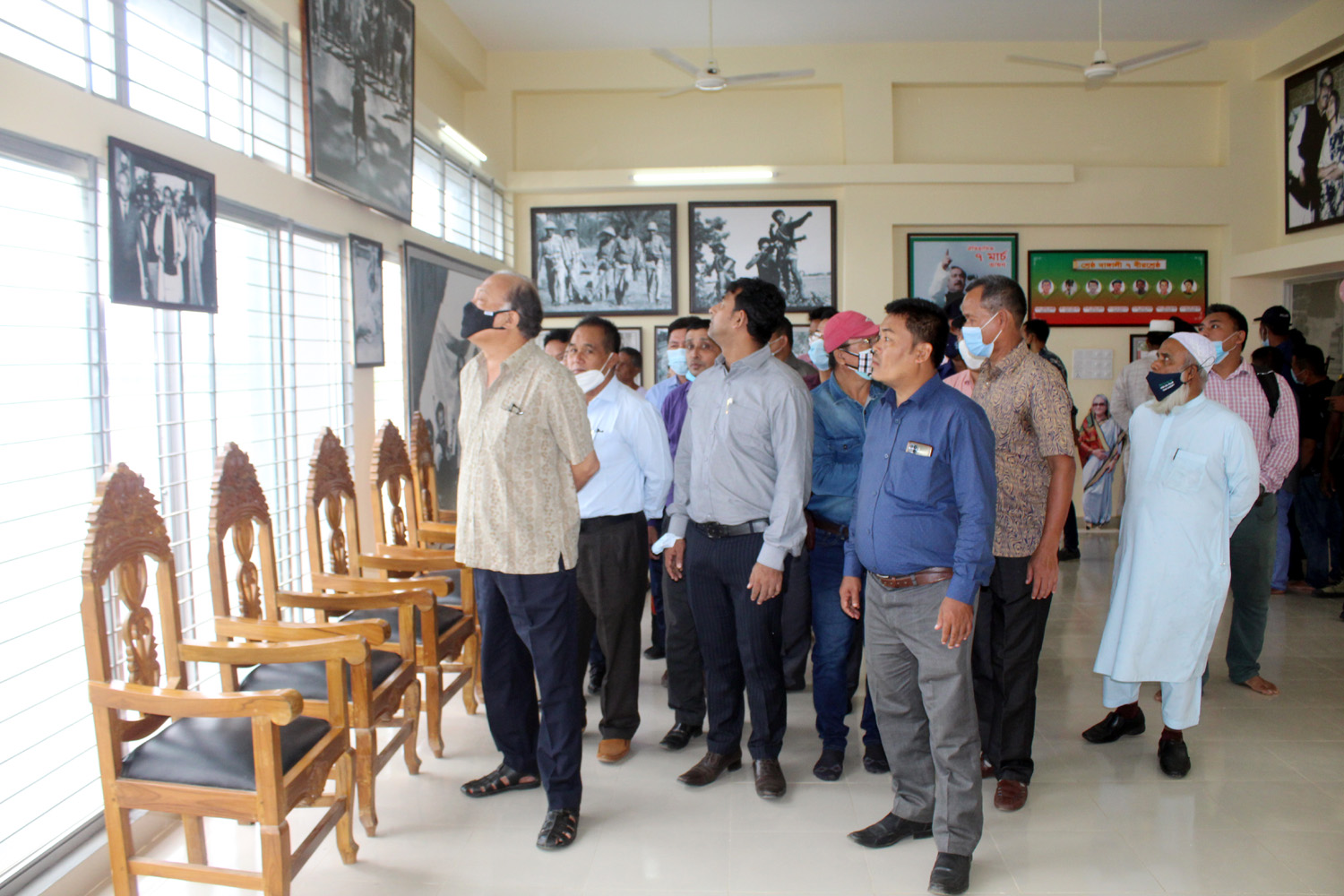 কৃষকদের ভাগ্যের উন্নয়নে সরকার নিরলসভাবে কাজ করে যাচ্ছে