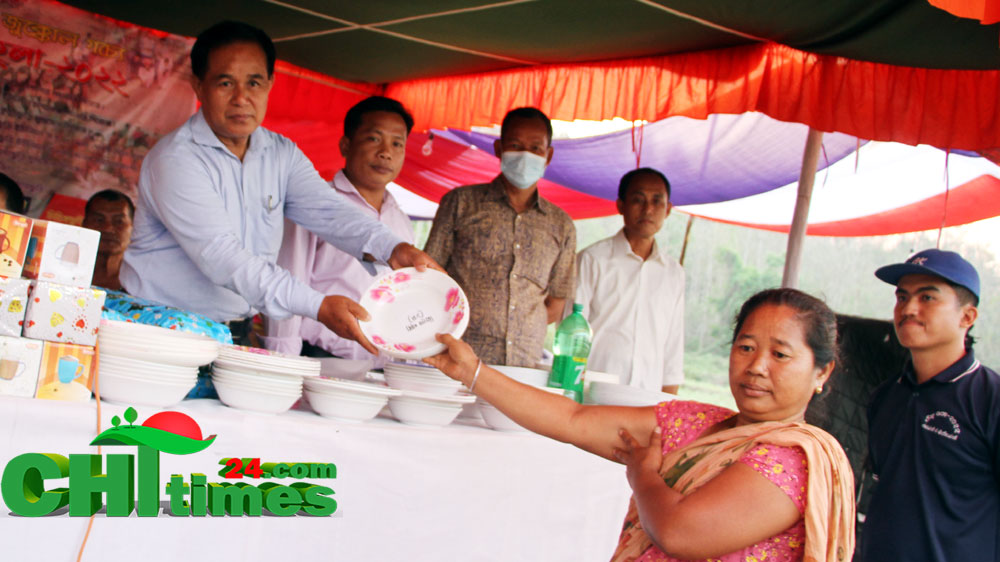বিঝু উপলক্ষে যুবসমাজের ঐতিহ্যবাহী খেলার পুরস্কার বিতরণ 