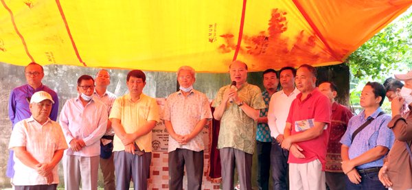 কমিউনিটি সেন্টার কাম লাইব্রেরী ভবনের ভিত্তি প্রস্তুর স্থাপন করলেন এমপি দীপংকর তালুকদার