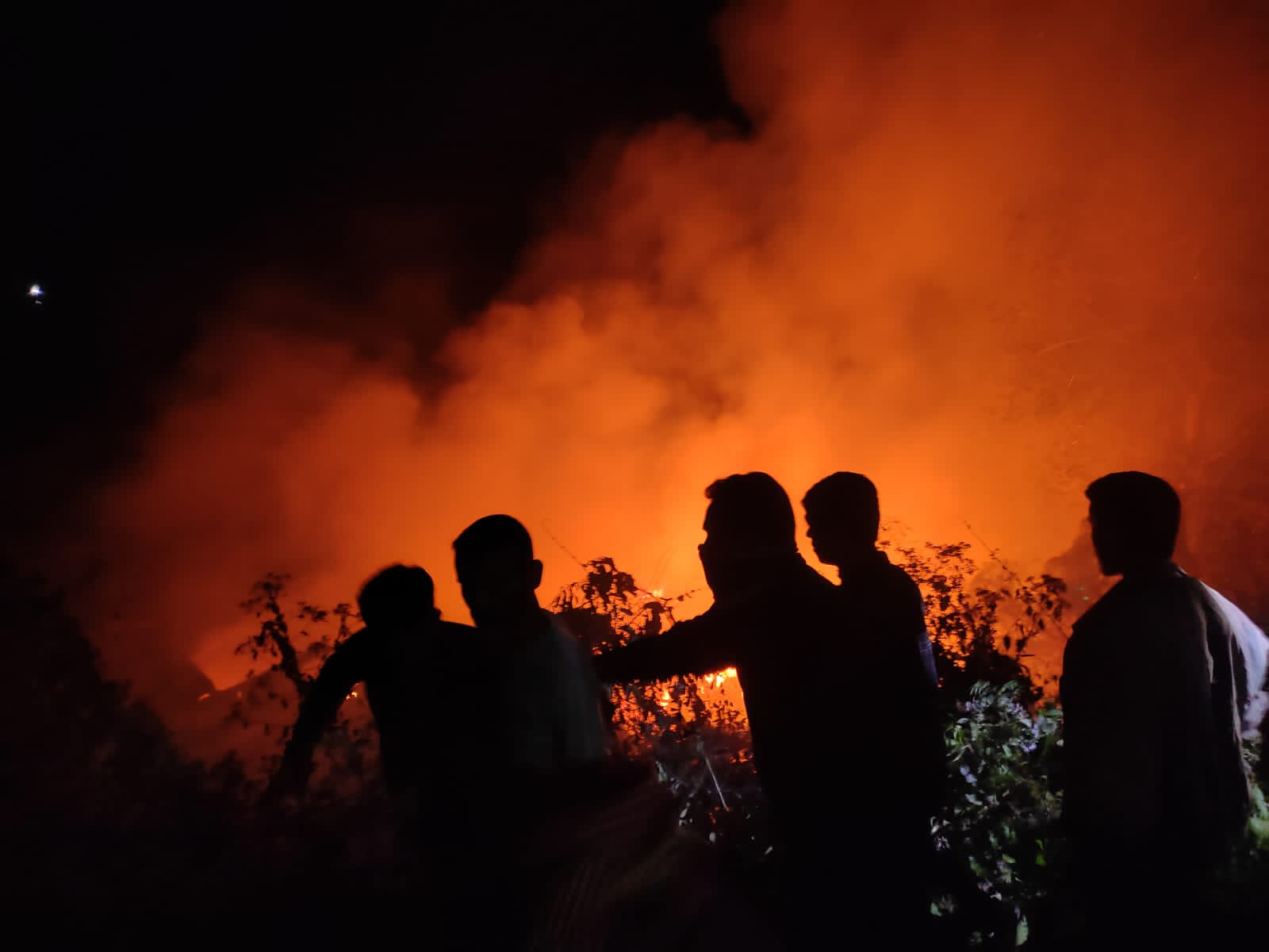  রাঙামাটি শহরে আগুনে পুড়েছে বসত ঘর 