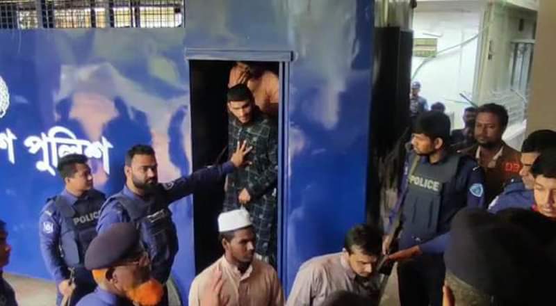 আটক ৪৯জঙ্গীকে রাঙ্গামাটি আদালতে হাজির, ৫ জনের রিমান্ডসহ  ৪৪ জনকে জেলে  প্রেরণ