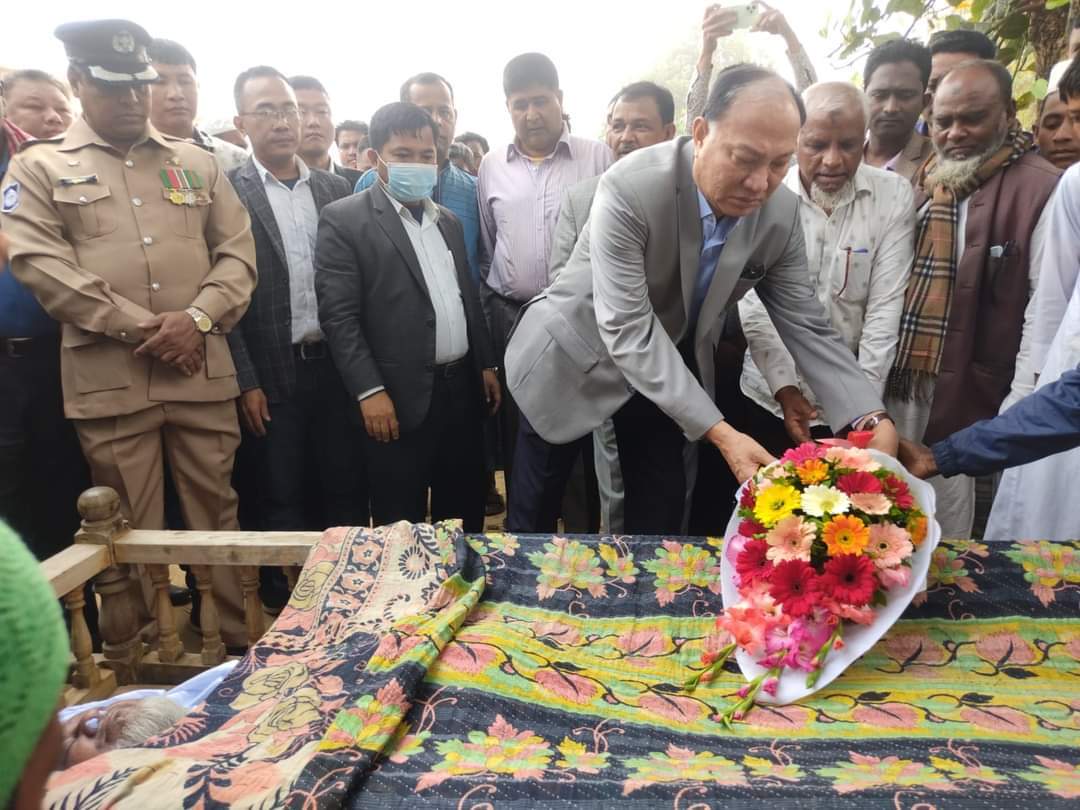 নানিয়ারচরে আ’লীগের উপদেষ্টার মৃত্যুতে এমপি দীপংকরের শ্রদ্ধাঞ্জলি