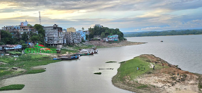 কাপ্তাই হ্রদে সবনৌযান চলাচল অনির্দিষ্টকালের জন্য বন্ধ ঘোষণা
