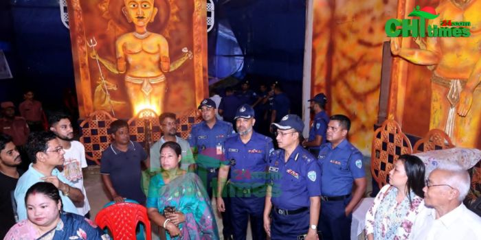 রাঙামাটিতে পূজামণ্ডপ পরিদর্শনে পুলিশ সুপার