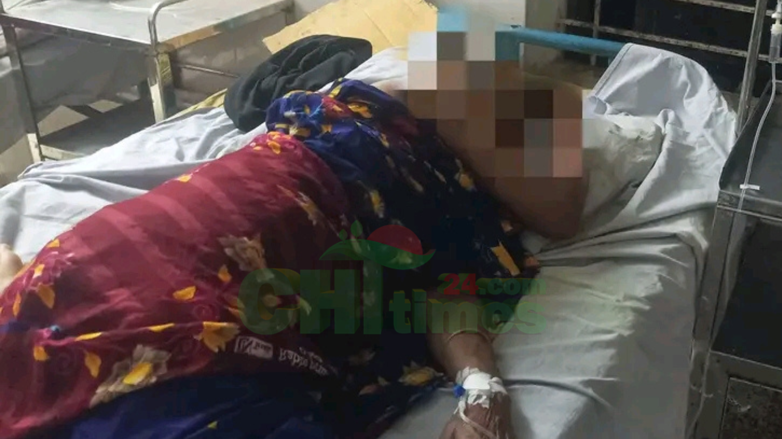 লংগদুতে ভাড়াটিয়ার হামলায় আহত বৃদ্ধা দোকান মালিক, হাসপাতালে ভর্তি