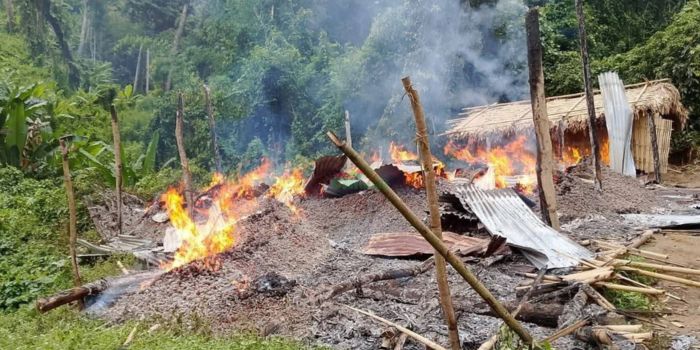 সাজেকে হলুদের তিন গুদামে অগ্নিসংযোগ, কৃষকের ৭ লাখ টাকার ক্ষতি                             