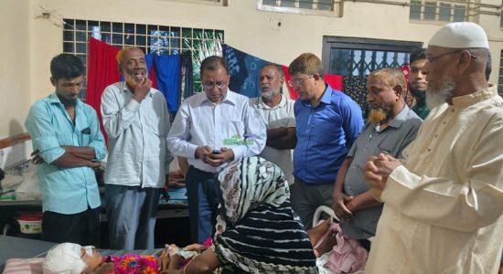 লংগদুতে দুর্ঘটনায় নিহত-আহতদের পাশে দীপেন দেওয়ানের প্রতিনিধি দল