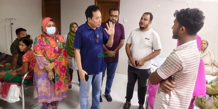 রাঙামাটি জেনারেল হাসপাতালে রাতে সিভিল সার্জনের ঝটিকা পরিদর্শন