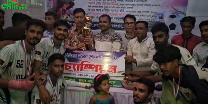 স্বর্ণটিলায় মিনিবার ফুটবল টুর্নামেন্টে চ্যাম্পিয়ন স্পোর্টস লাভার দল