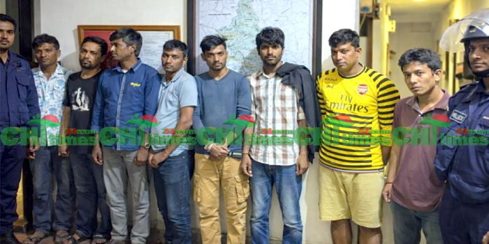 কাপ্তাই হ্রদে ট্যুরিষ্ট বোটে মাদকের আসর; যৌথঅভিযানে মদ-ইয়াবাসহ আটক-৮ 