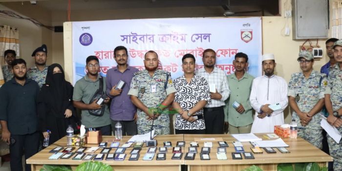 হারানো ৫৩ মোবাইল উদ্ধার, ভুল নম্বরে যাওয়া টাকাও ফেরাল ১৮ এপিবিএন